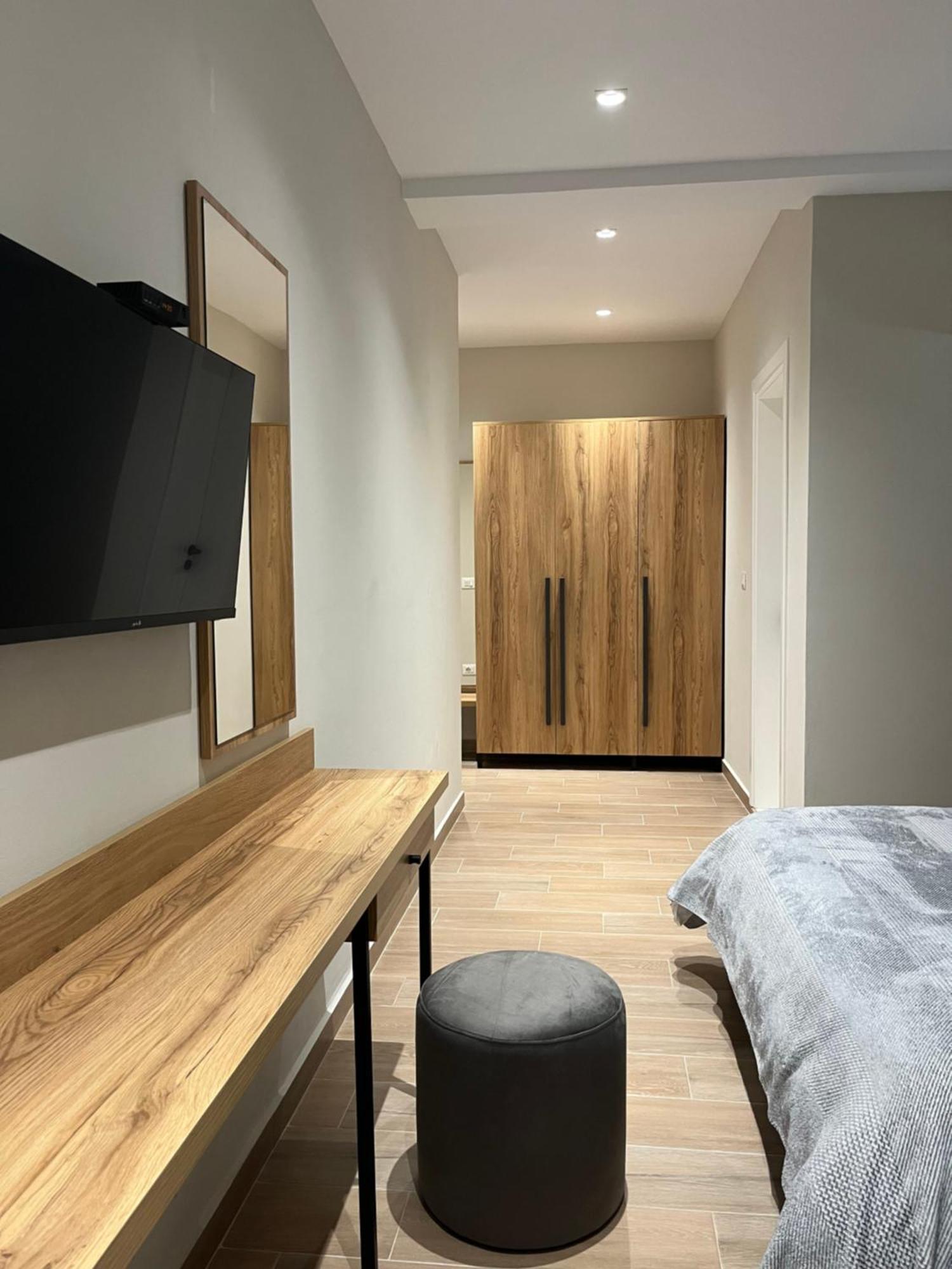 Mili Hotel Берат Екстериор снимка