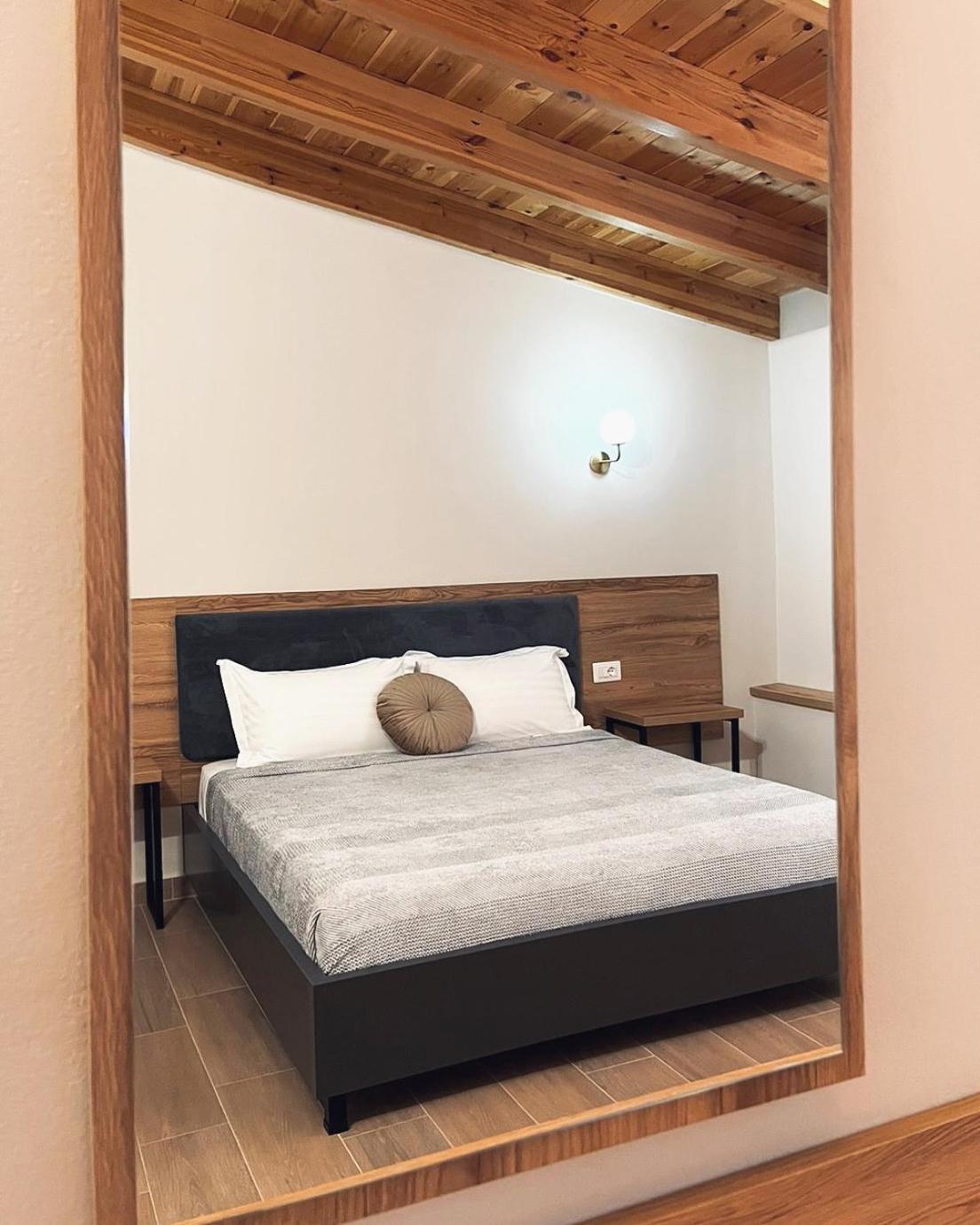 Mili Hotel Берат Екстериор снимка