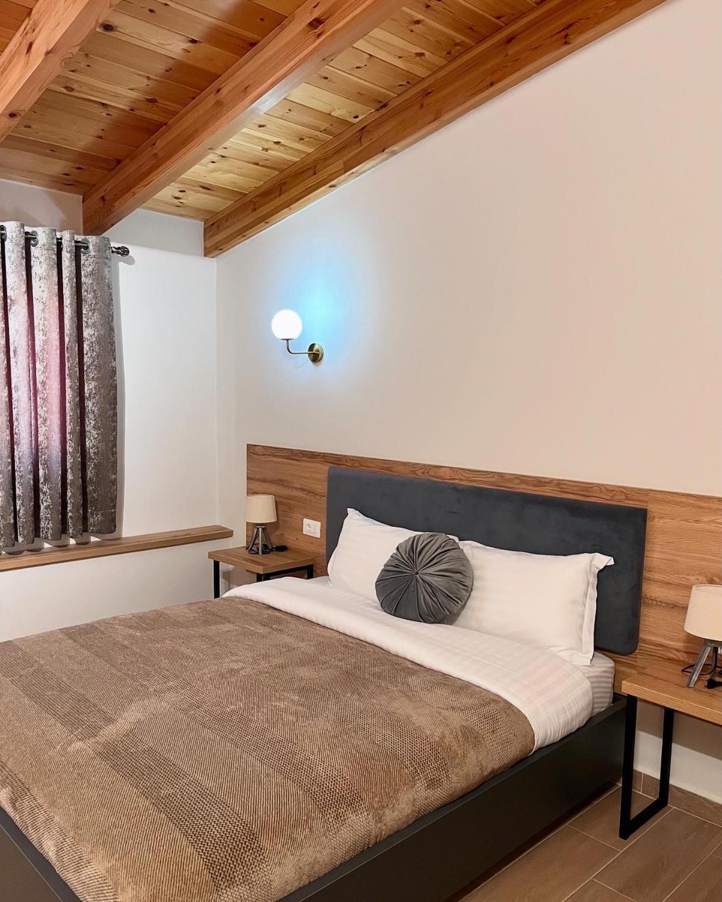 Mili Hotel Берат Екстериор снимка