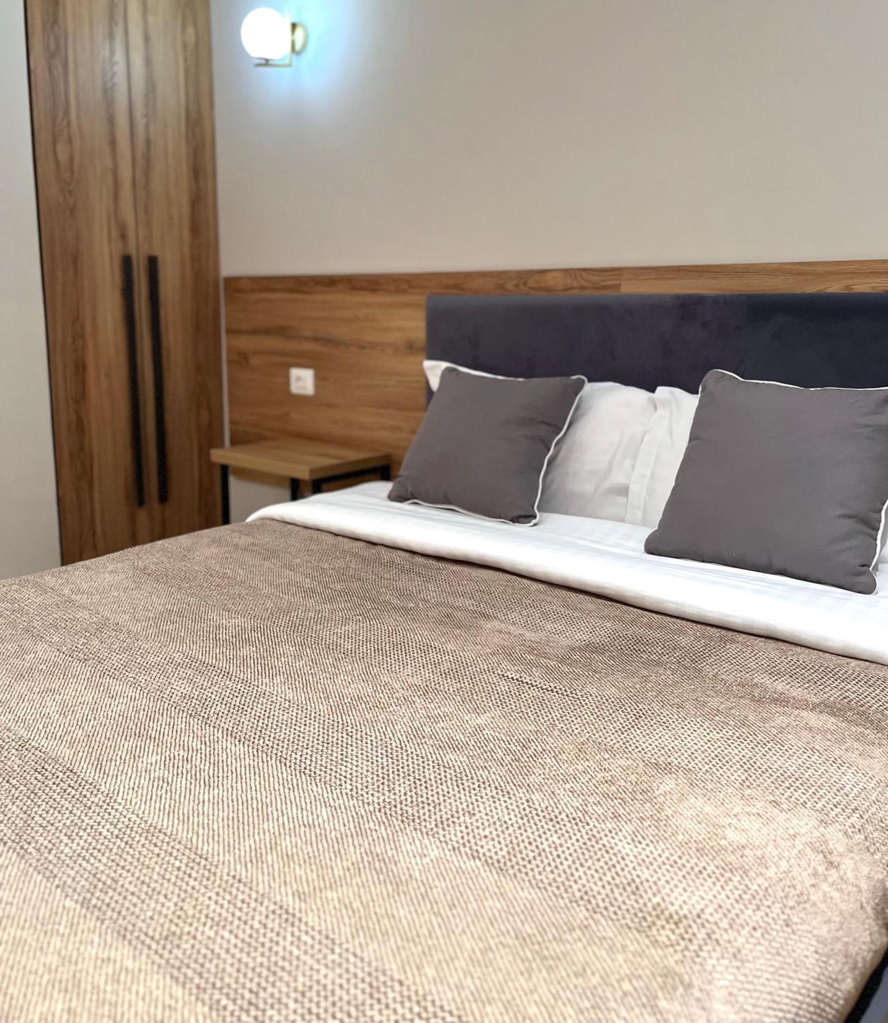 Mili Hotel Берат Екстериор снимка