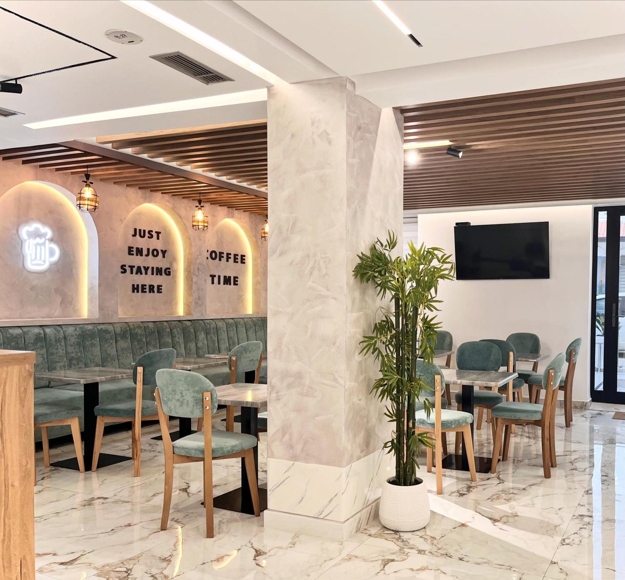 Mili Hotel Берат Екстериор снимка