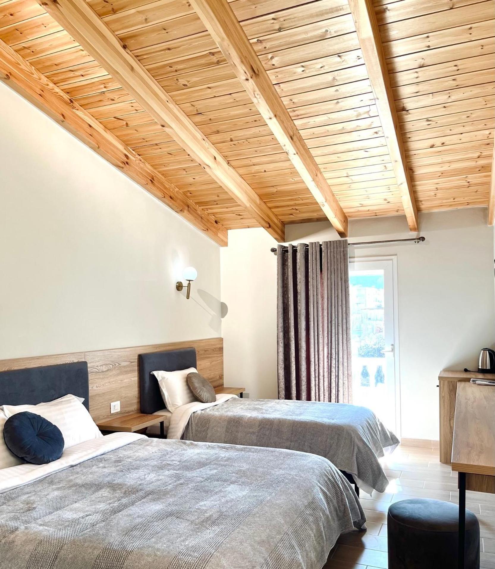 Mili Hotel Берат Екстериор снимка